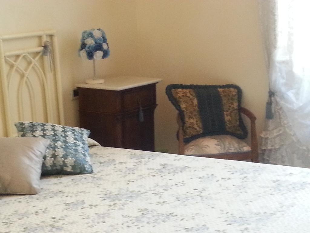 Casa Simonetti Bed and Breakfast Torre del Lago Puccini Kamer foto