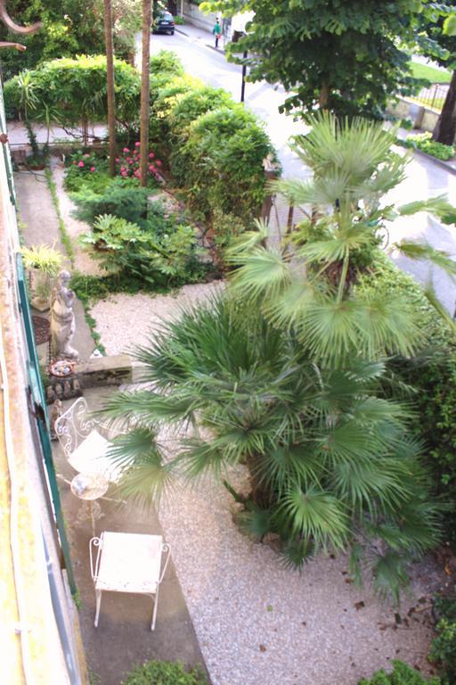 Casa Simonetti Bed and Breakfast Torre del Lago Puccini Buitenkant foto